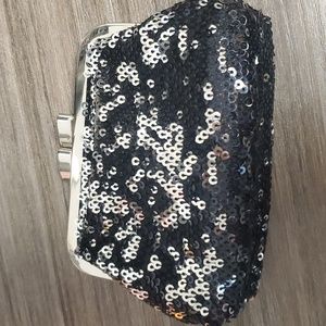 3/$15 Victoria secret coin purse